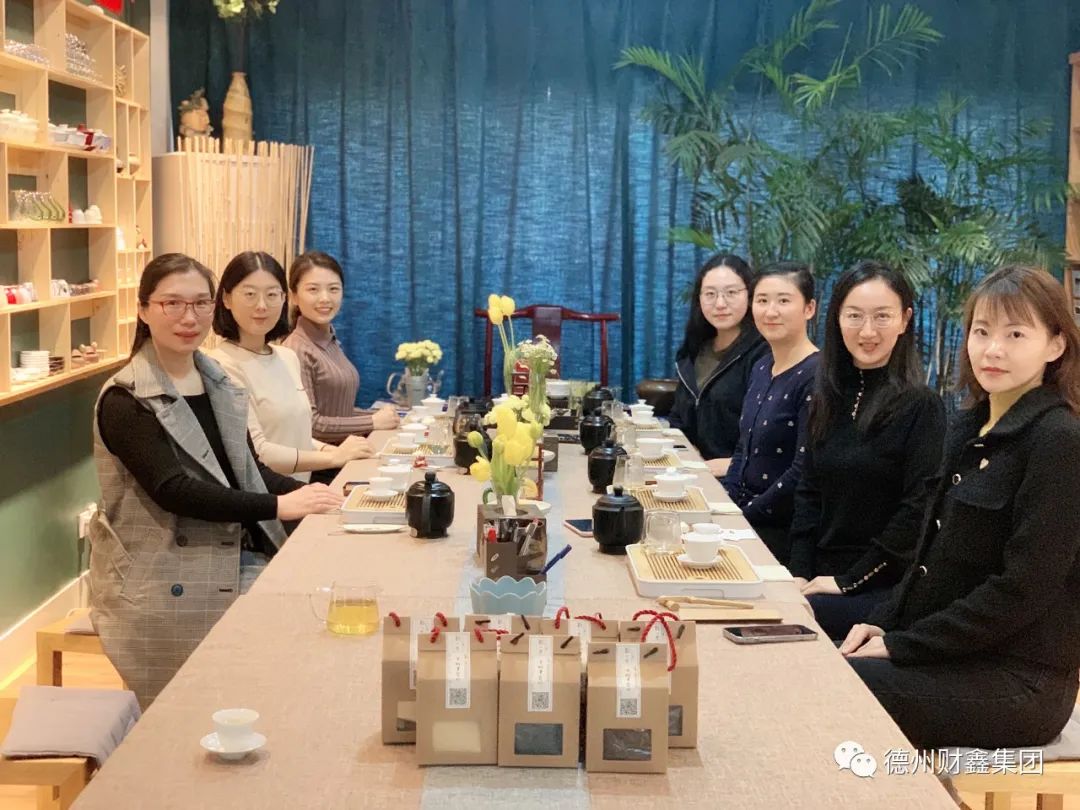 芳華半邊天 巾幗展風(fēng)采——市財(cái)鑫集團(tuán)開展 慶?！叭恕眿D女節(jié)活動